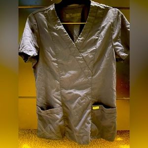Grey’s anatomy navy scrub top